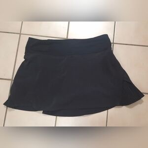 Lululemon Play Off The Pleats Skirt 13" – Black – Size 4